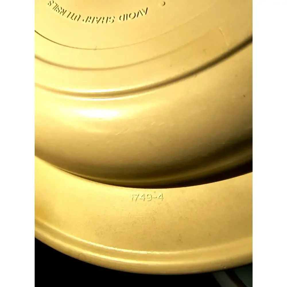 2105. Vintage Tupperware Ultra 21 Three Piece Set Classic Almond Cream Color